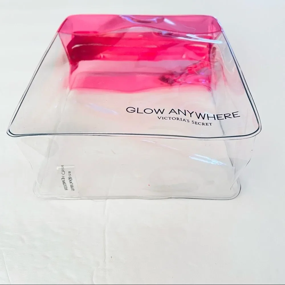 NWT Victoria’s Secret Clear / Pink /Gold Signature Hardware Makeup Zipper Bag